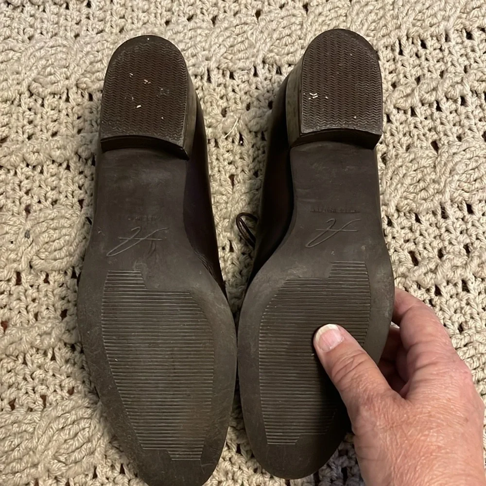 Amalfi Shoes Lace Up Brown‎ Suede & Leather Loafers women’s size 7 point toe